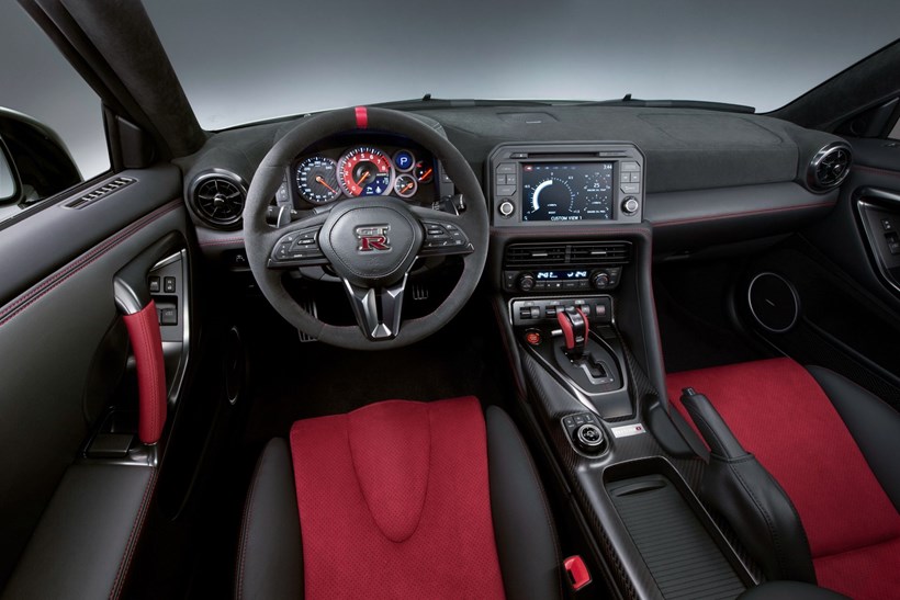 Nissan GT-R