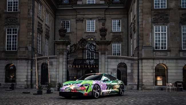 Porsche Taycan Art Car από τον Richard Phillips