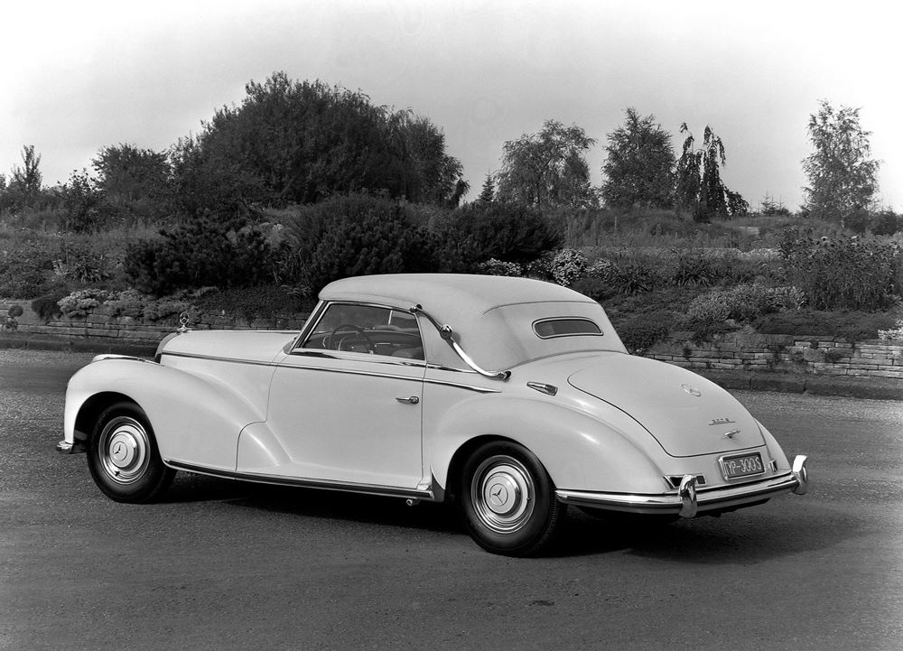 Mercedes-Benz 300 S