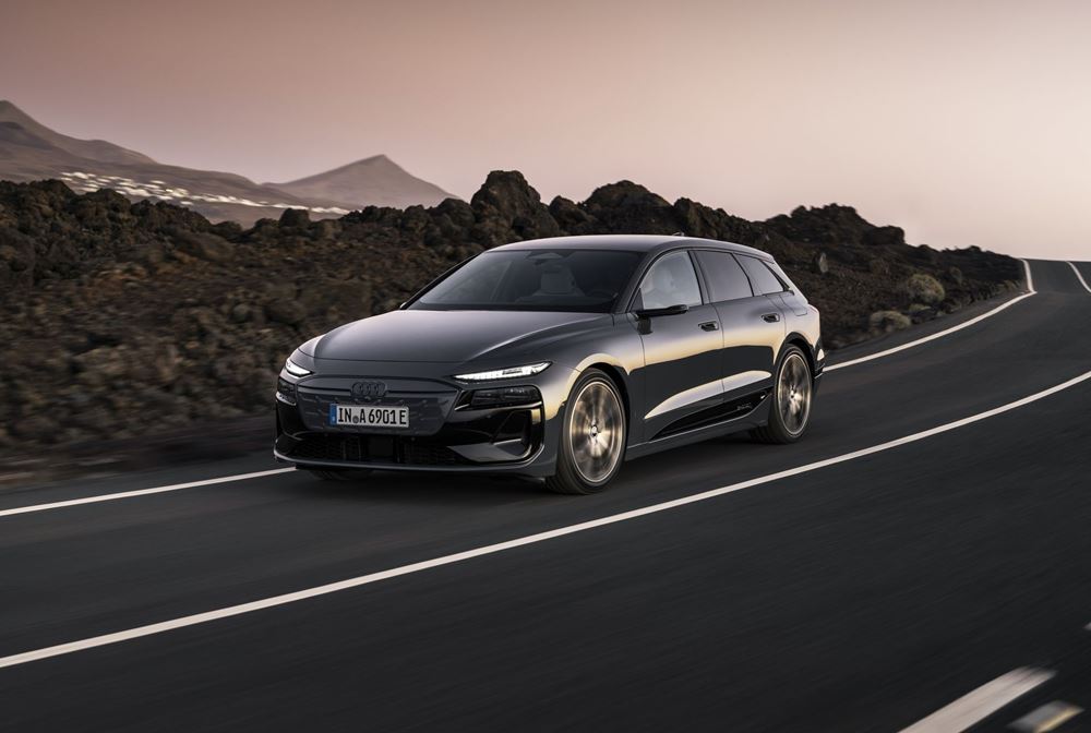  ;Audi A6 e-tron Avant