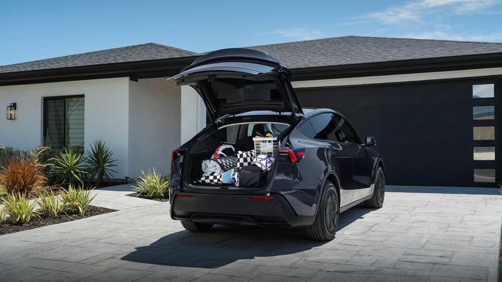Tesla Model Y Standard