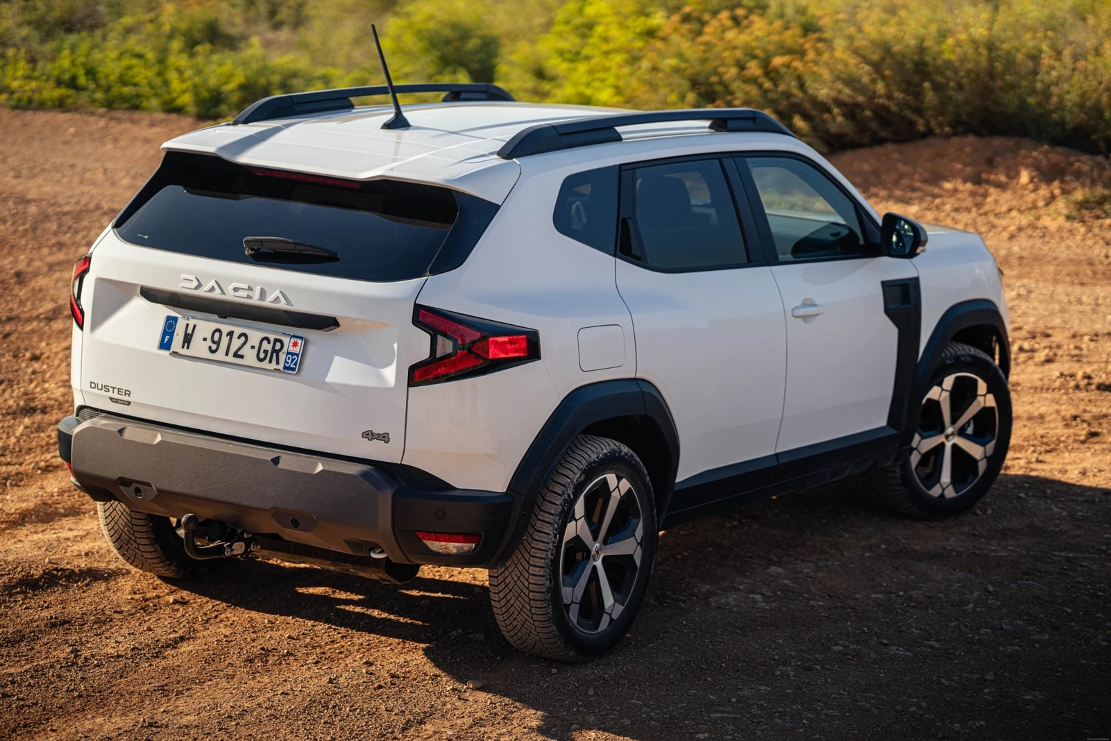 Dacia Duster Tribrid 4X4