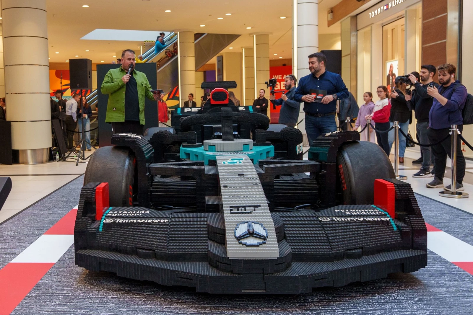 LEGO® F1® Mercedes-AMG Petronas