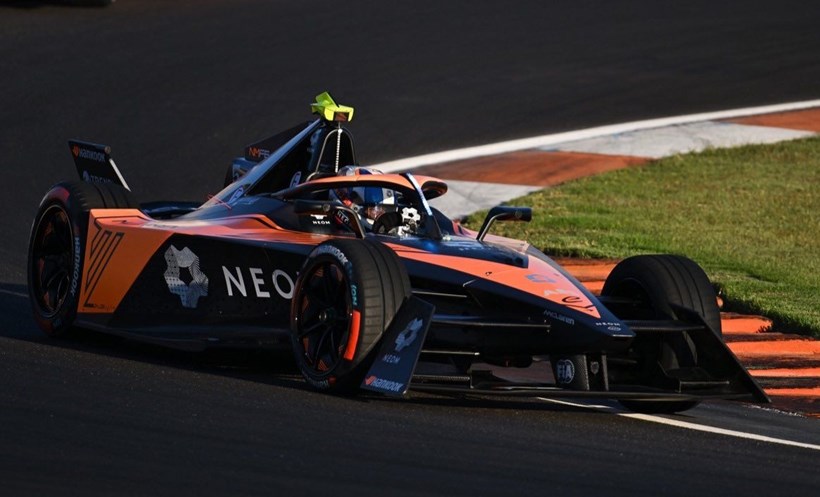 Formula E 2024 McLaren