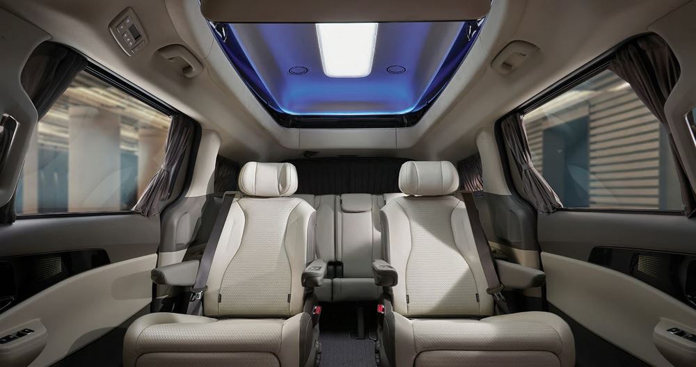 Kia Carnival Hi Limousine