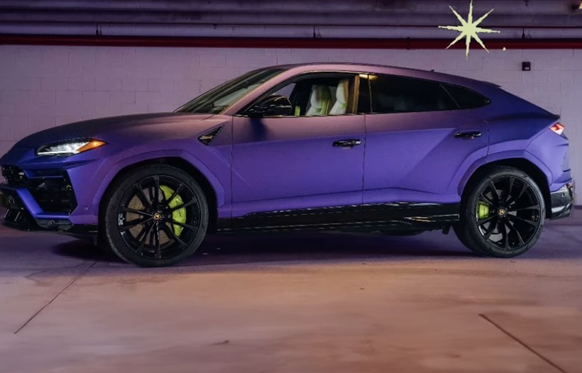 Lamborghini Urus Shakira