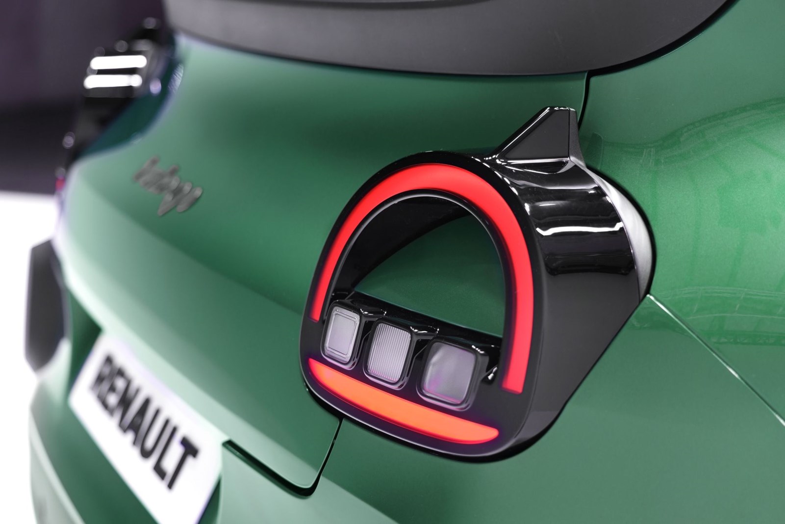 RENAULT TWINGO E-TECH ELECTRIC