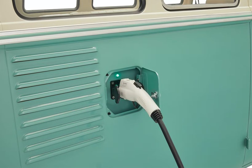 VW Bus Kindred Restomod