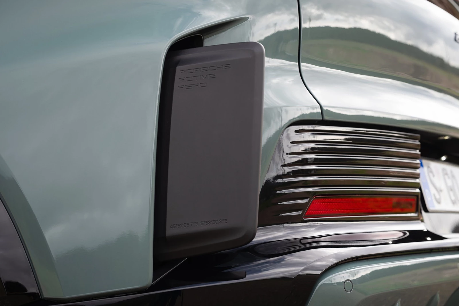 Porsche Cayenne Turbo Electric