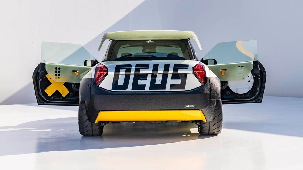 Mini Deus Ex Machina Concepts