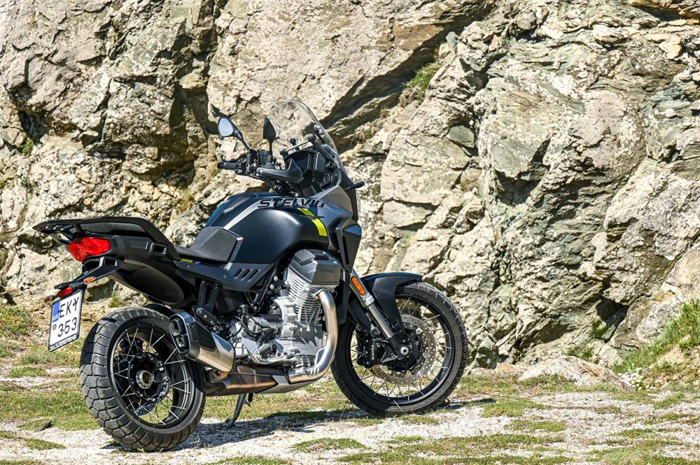 Moto Guzzi Stelvio