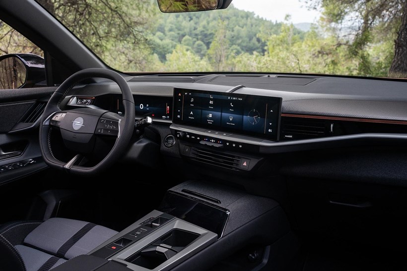 Opel Grandland Hybrid