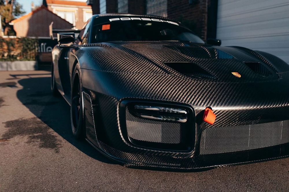Porche 935 carbon