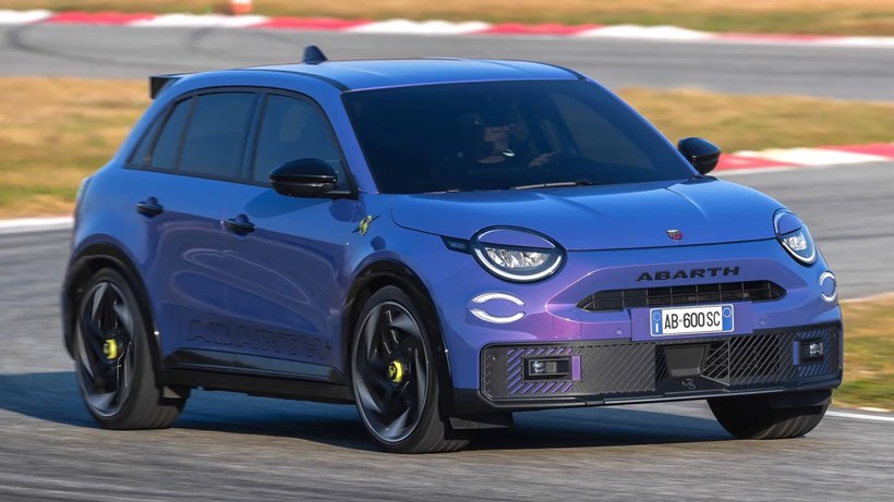 Abarth 600e Scorpionissima