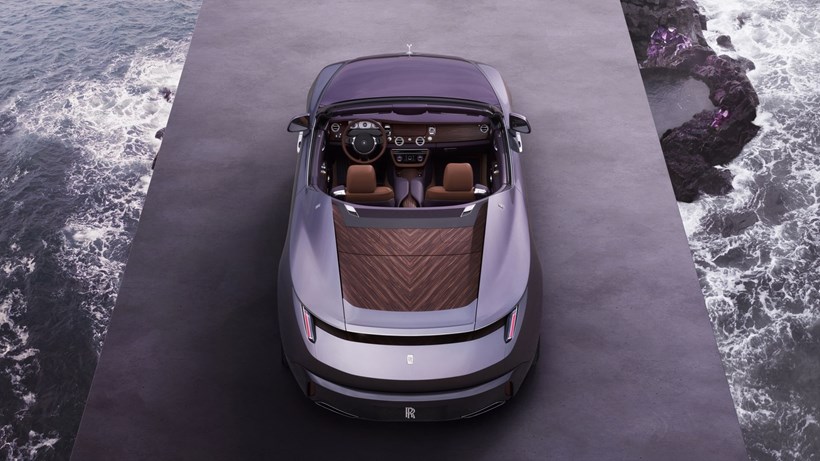 Rolls-Royce Droptail Amethyst