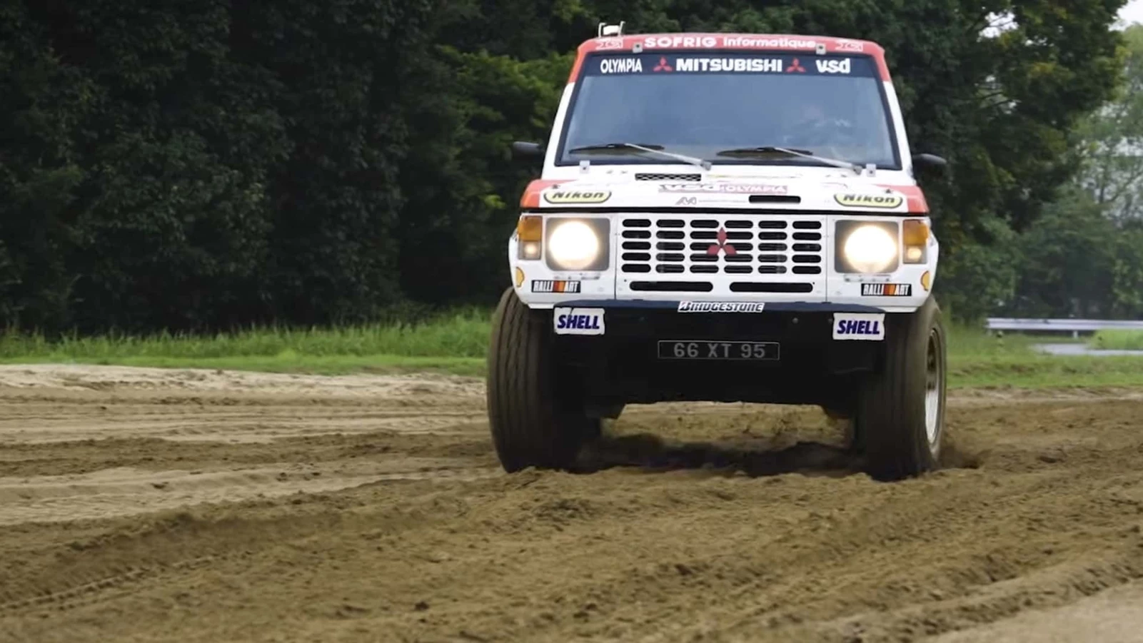 Mitsubishi Pajero Evolution Dakar Restoration