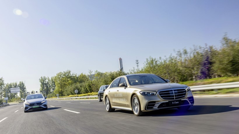 Mercedes αυτόνομη οδήγηση