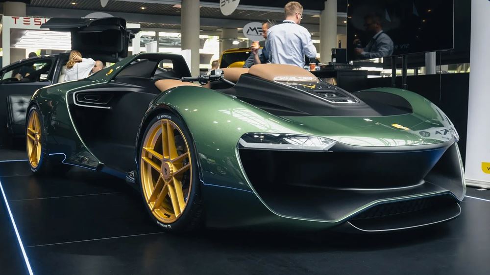 Engler V12