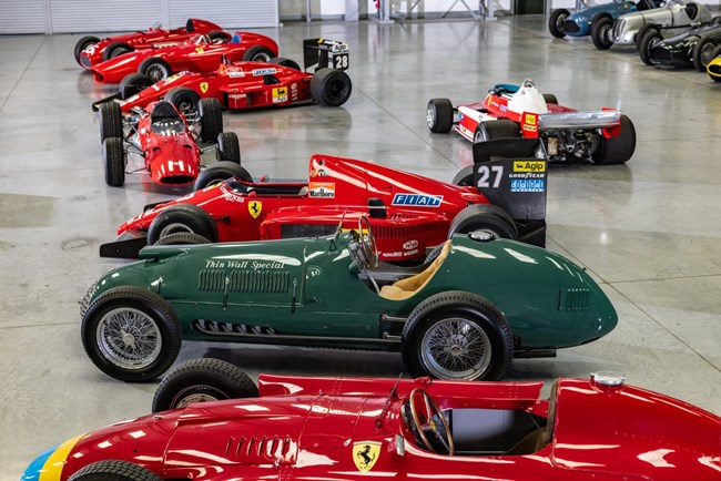 Bernie Ecclestone συλλογη μονοθεσίων της F1