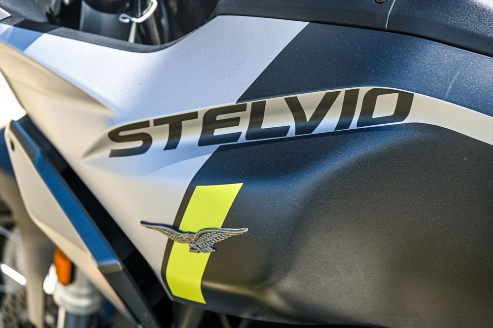 Moto Guzzi Stelvio