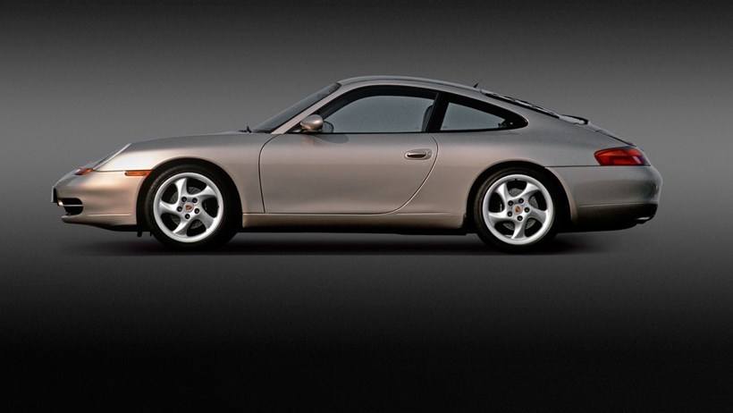 Porscheb 911 (996)