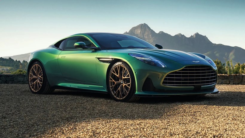 Aston Martin DB12 2023