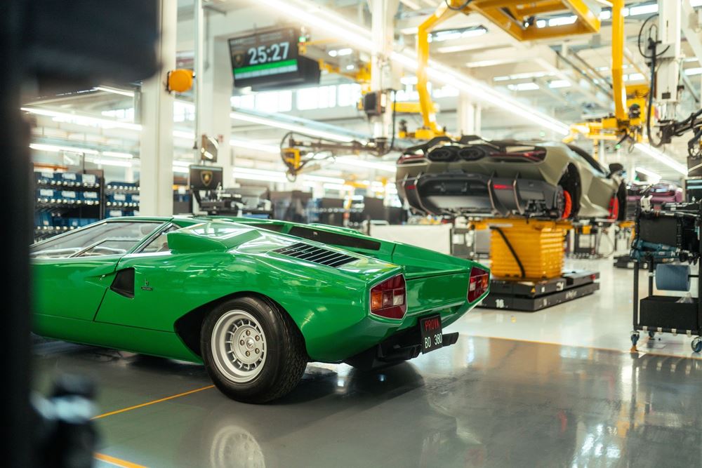 Lamborghini Countach γραμμη παραγωγής