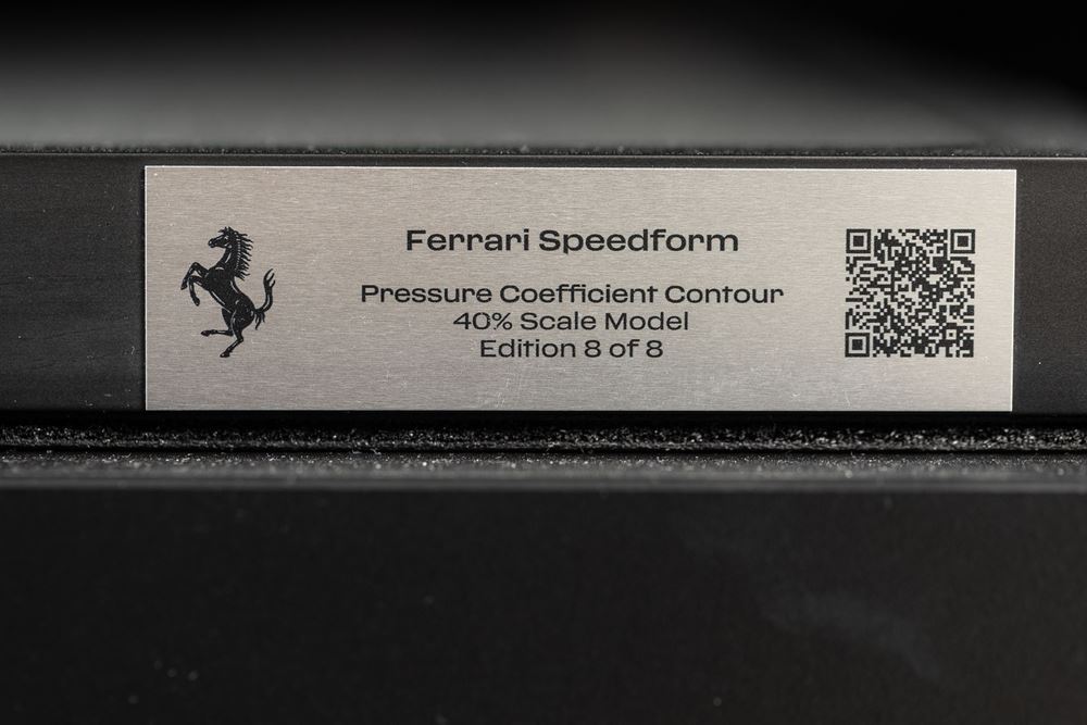 Ferrari 488 Pista γλυπτό μοντέλο υπο κλίμακα