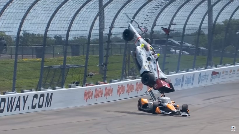 Indycar ατύχημα Sting Ray Robb