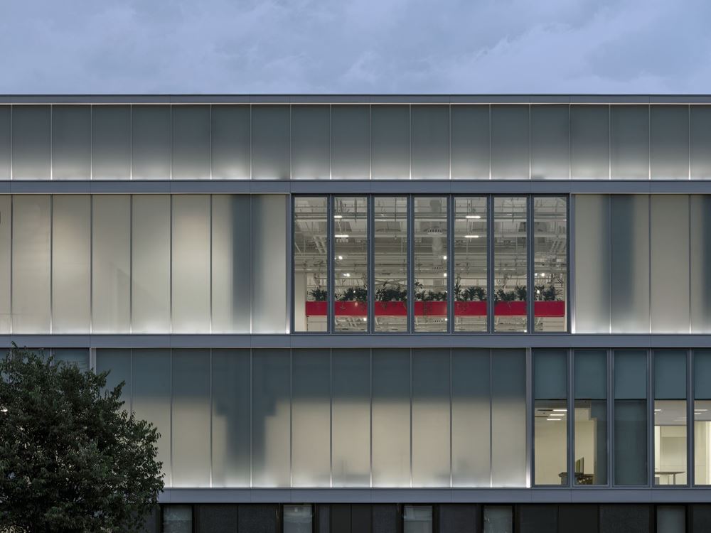 Ferrari e-building Maranello εργοστάσιο ηλεκτρικών hypercars