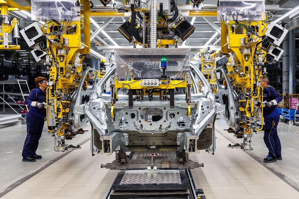 BMW iX3 γραμμή παραγωγής εργοστάσιο Debrecen Ουγγαρία