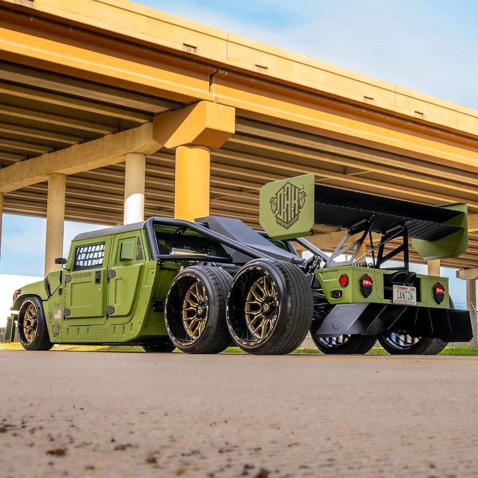 Humvee 6X6 Danton Art Kustoms Scottsdale 2024