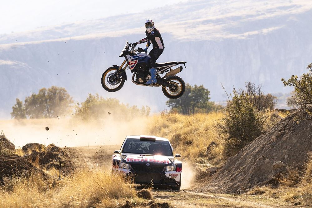 Red Bull Φαραγγι Τουρκία Skoda Fabia Rally BMW F900 GS