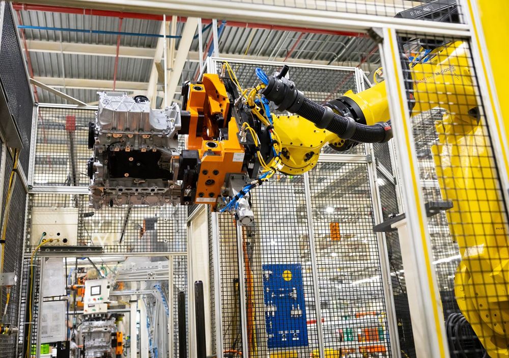 Stellantis νέος υβριδικός κινητήρας για τετρακίνητα SUV