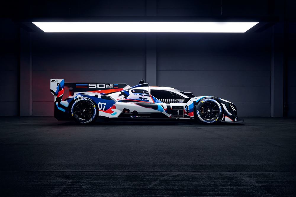 BMW M HYbrid V8