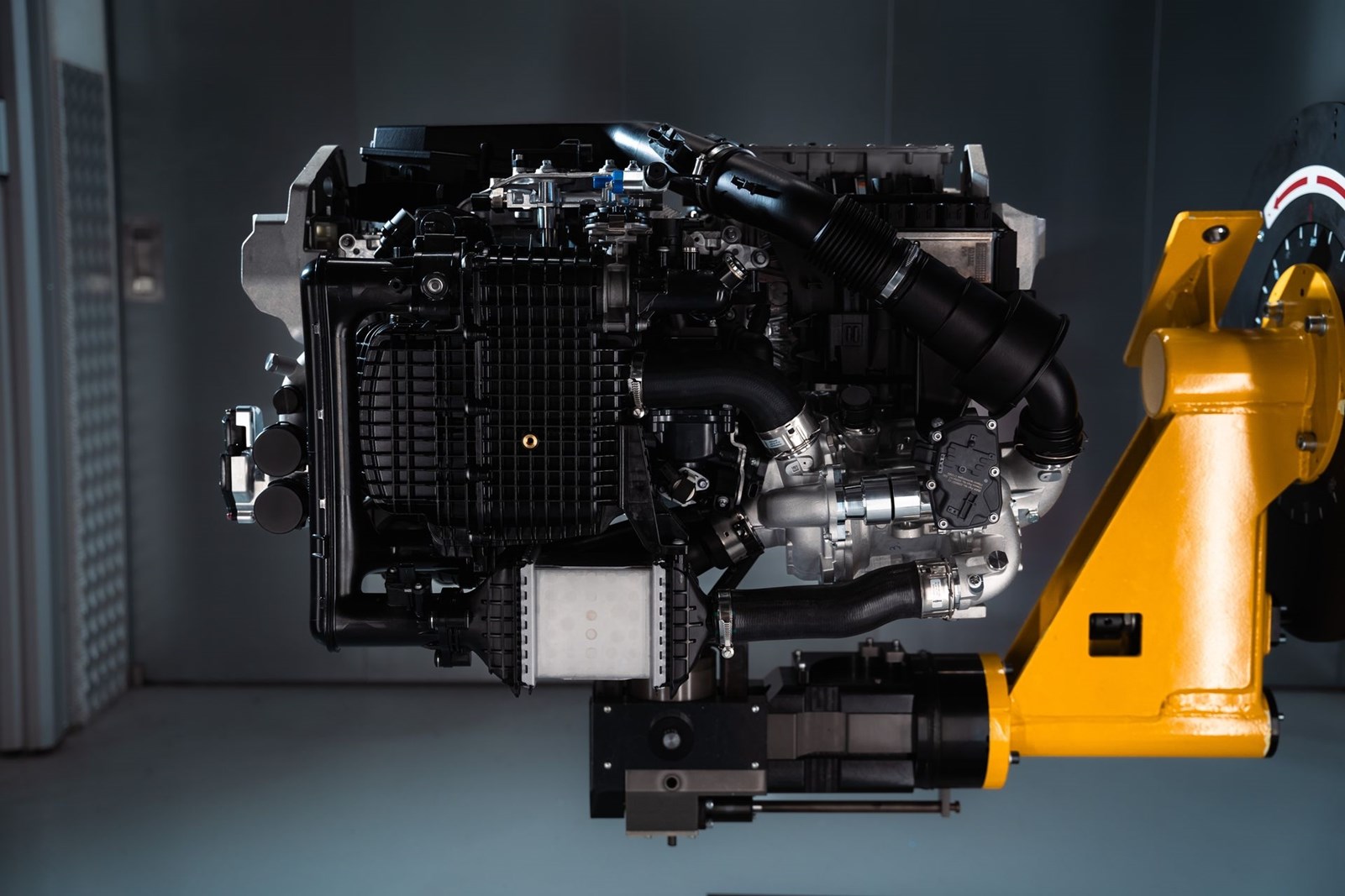 BMW γραμμη παραγωγής αυτοκινήτων υδρογόνου Steyr