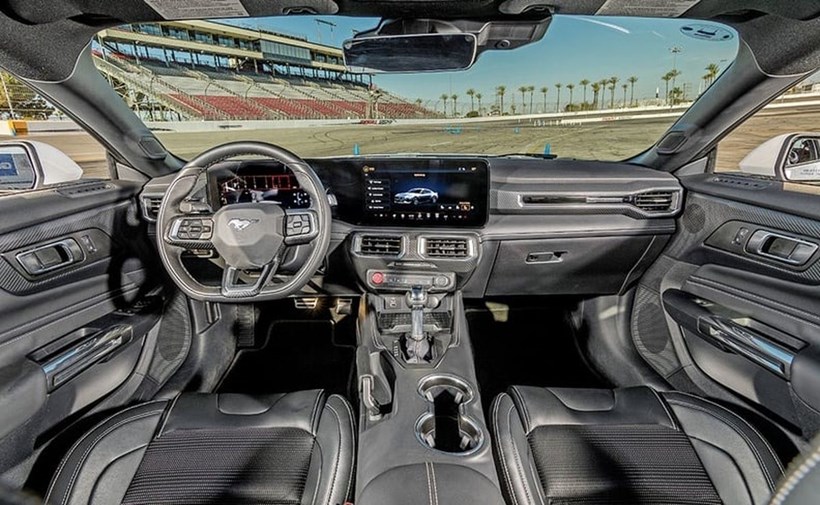 Ford Mustang 2024