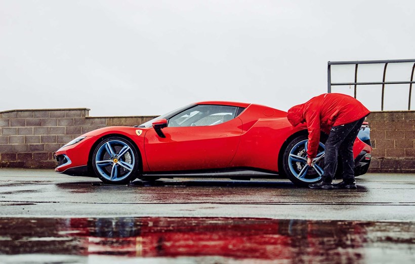 Ferrari 296 GTB