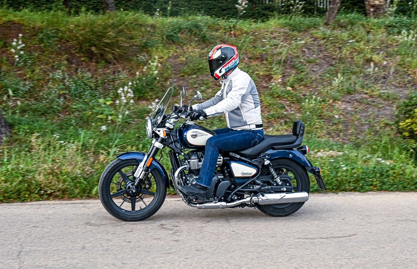Royal Enfield Super Meteor 650
