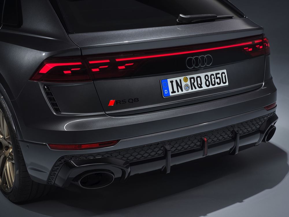 Audi RS Q8 2024