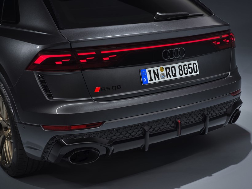 Audi RS Q8 2024