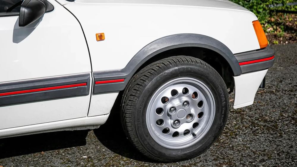 Peugeot 205 GTI