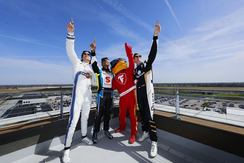 Ολική έκλειψη Σελήνης Indianapolis Motor Speedway Indycar