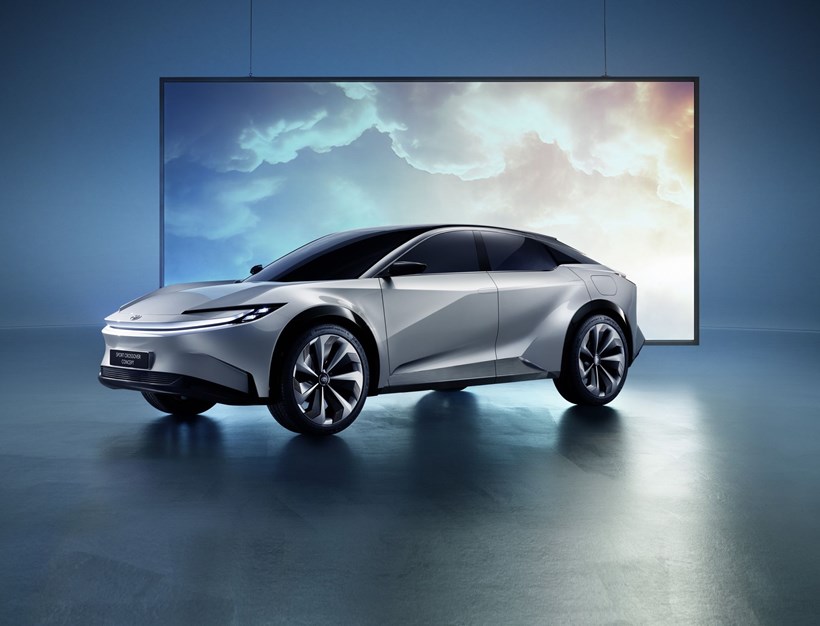 Toyota Sport Crossover Coupe