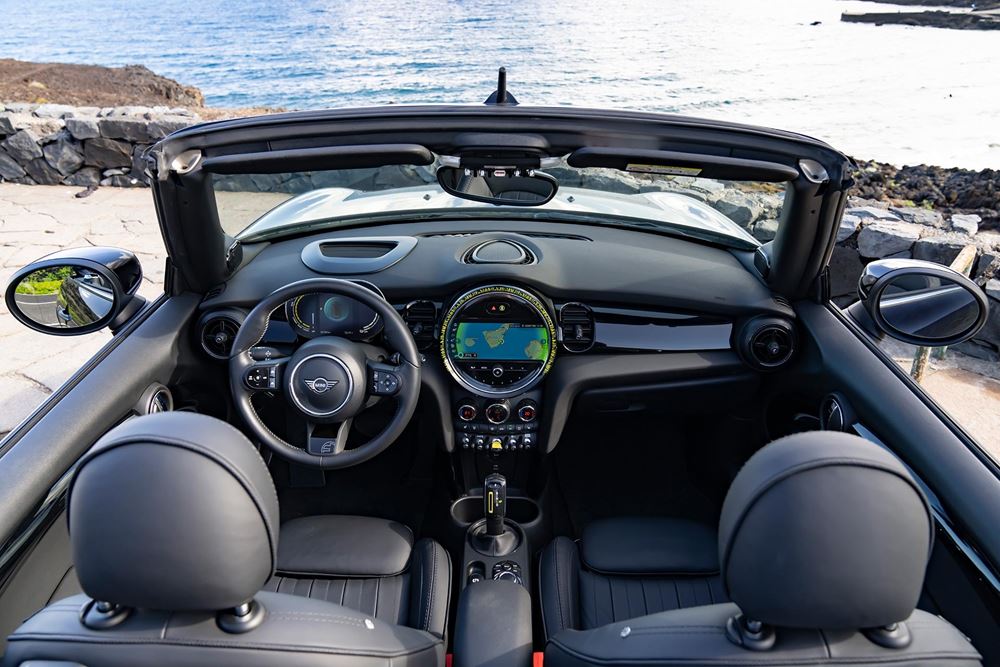 Mini Cooper SE Convertible