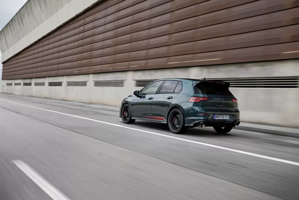 VW Golf GTI Edition 50