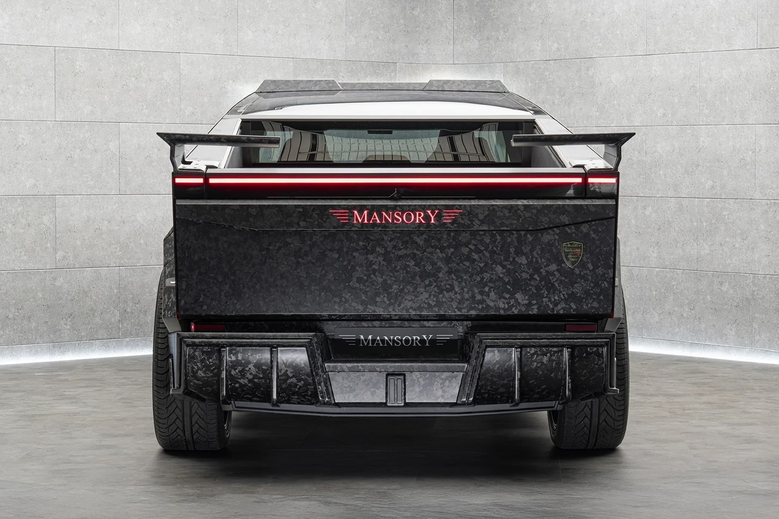 Tesla Cybertruck Elongation Evo Mansory