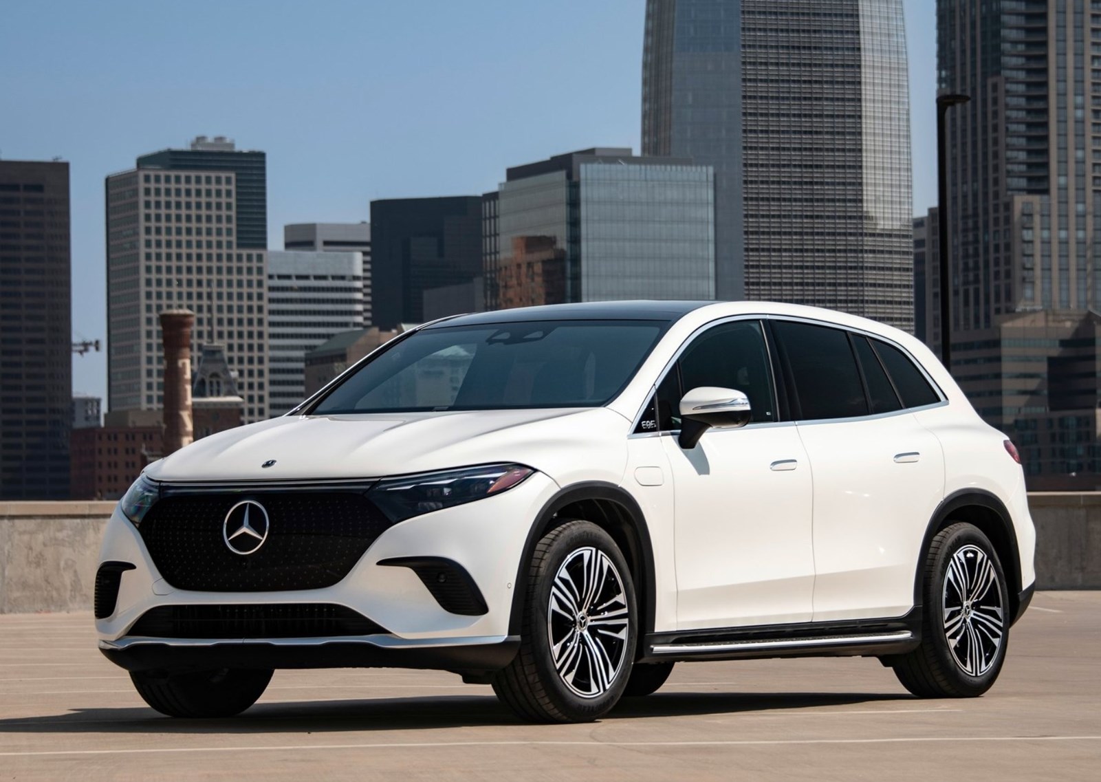 Mercedes-Benz EQS SUV