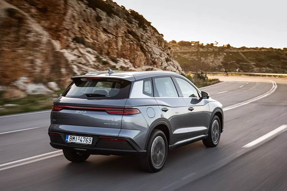 BYD Sealion 5 DM-i Plug-in Hybrid SUV