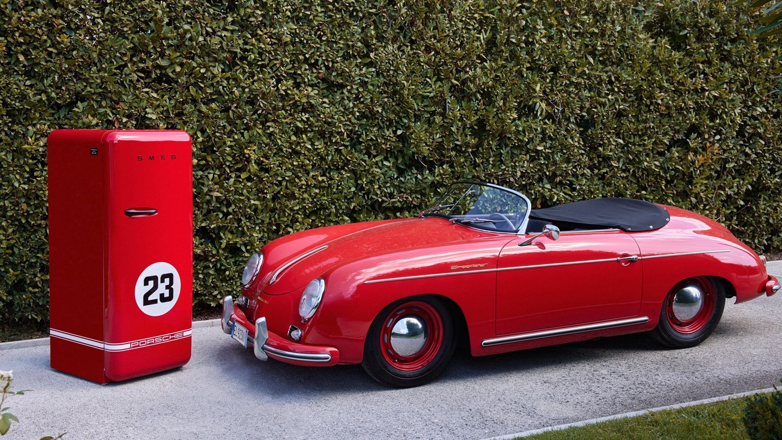 Porsche x Smeg 2025